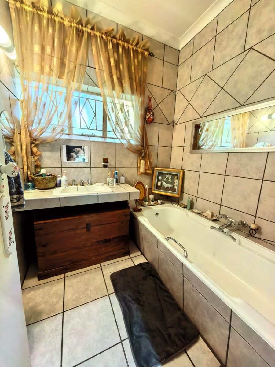 5 Bedroom Property for Sale in Sasolburg Ext 4 Free State